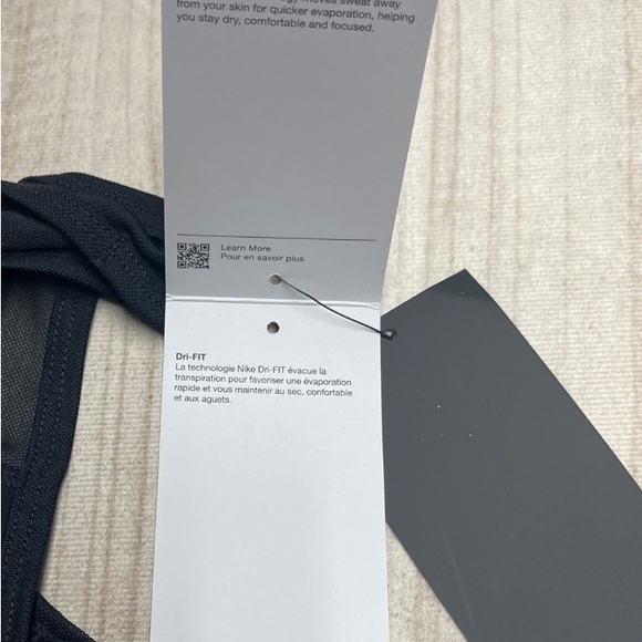 Nike Women's Size Small Pro Dri-Fit Crop Tank Top Black - Picture 8 of 9